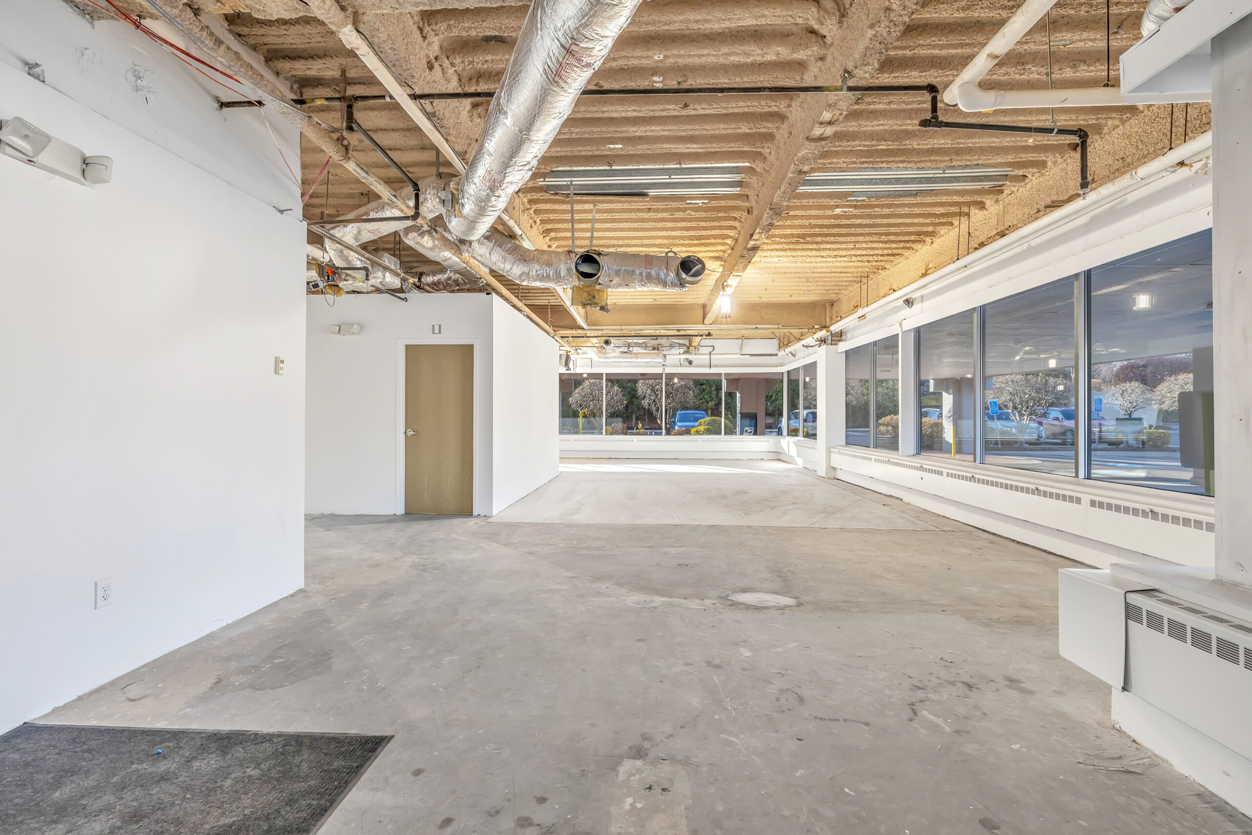 Gallery Side Image
